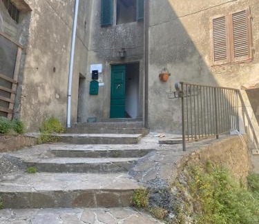 Prata Apartamento | Il tuo nido nel borgo-by Goccia di Lago