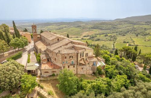 Montepulciano Apartamento | Il Vescovo, Incredible Attic in center of Montepulciano, Luxe