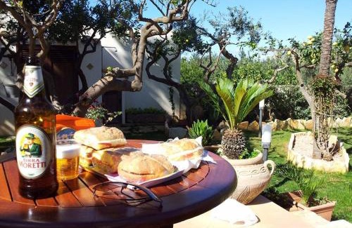 Castelluzzo Cama Y Desayuno | ilgiardinodellanonna