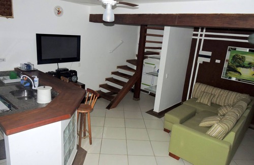 Saco da Capela Casa | Ilhabela adosado cerca del Club de Mar