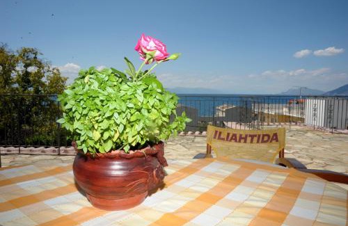 Rovies Apartamento | Iliahtida Apartments