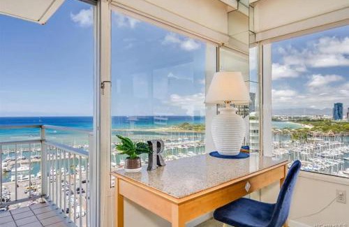 Waikiki Apartamento | Ilikai #1743 Panoramic views on Waikiki Beach
