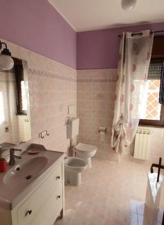 Borghesiana Apartamento | ILIO e GIULIA APART 200 METERS FROM METRO C