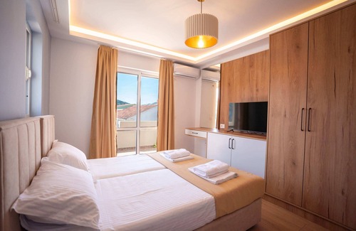 Ulcinj Hotel | iLLYRIA HOTEL