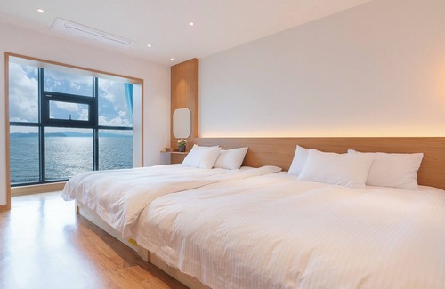 Hwaseong Casa | Ilmare Fulvilla Pension Resort