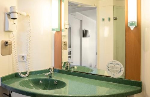Benicalap Hotel | Ilunion Valencia 3