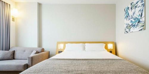 Benicalap Hotel | Ilunion Valencia 4