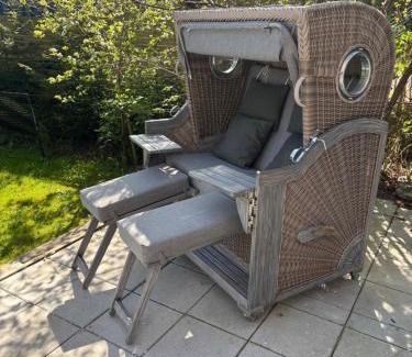 Eckernfoerde Apartamento | Im Bademantel an den Strand mit Terrasse