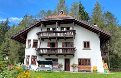 Rasun di Sotto Apartamento | Im weißen Schlössl Friedemann
