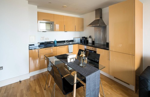 Isle of Dogs Apartamento | Immaculate 1-bed 1-bath Apartment in London Area
