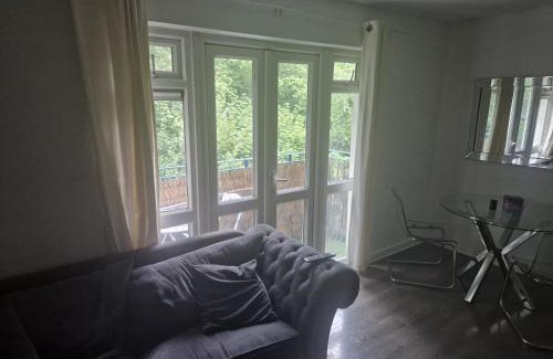 Waltham Forest Apartamento | Immaculate 1-Bed Apartment in Woodford Green