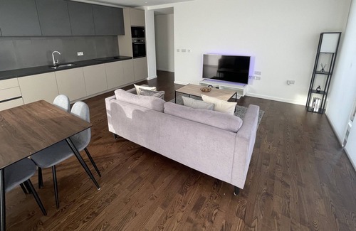 Evelyn Apartamento | Immaculate 2Bed Apartment in London - city views