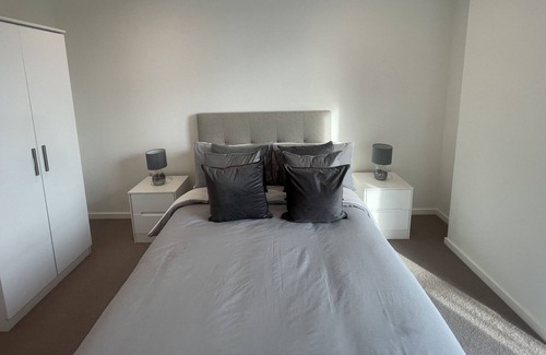 Evelyn Apartamento | Immaculate 2Bed Apartment in London - city views
