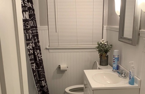 Garfield Heights Casa | Immaculate 3-Bedroom, 3 Bed cozy residential home