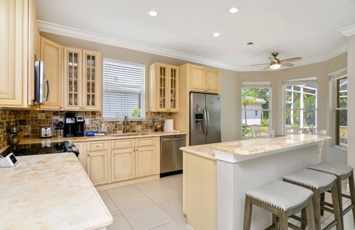 Bonita Springs Casa | Immaculate 3bd home with private inground pool