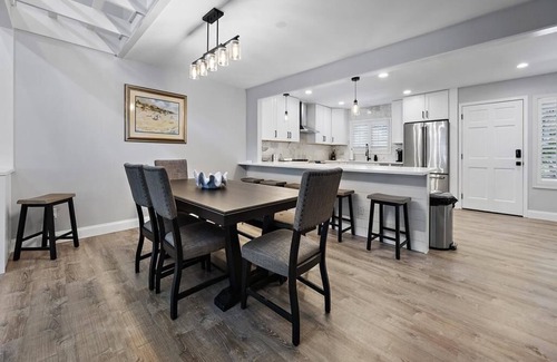 Palm Valley Condominio | Immaculate Condo steps from TPC Sawgrass
