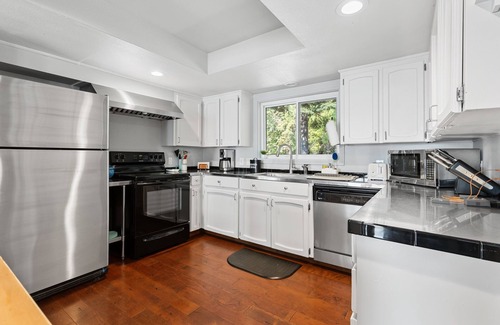 Coeur d'Alene Casa | Immaculate CDA Lake Views