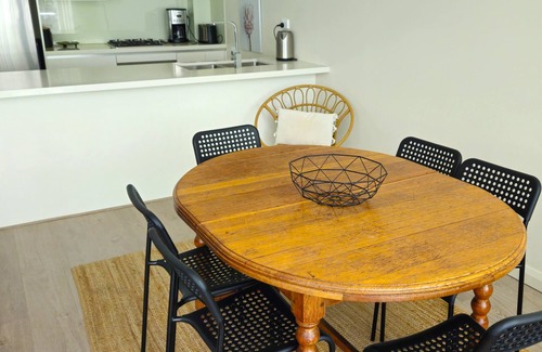 Gordon Apartamento | Immaculate & Conveniently Located Apartment in the Heart of Gordon