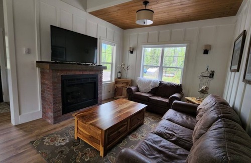 Martin City Cabaña | Immaculate Farm Cottage on 40 Acres - Minutes from Glacier National Park