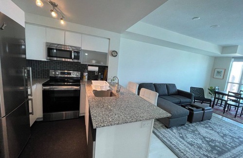 King West Village Condominio | Immaculate furnished one bedroom + den at Liberty Village, Toronto Downtown