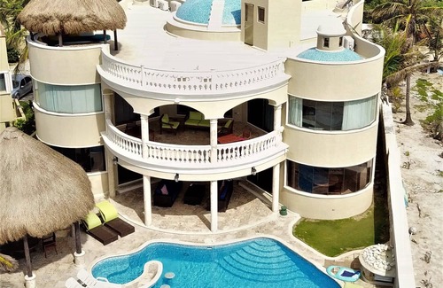 Tulsayab Villa | Inmaculada villa frente al mar / 10 min. de Tulum / Ofertas de fin de año!