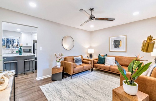 Rex Casa | Immaculate Pro Decor ComfyATH - Rex - 3BR - Pet Friendly - Fenced (wfield)& Fenced (wfield)
