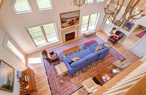 Bovina Center Casa | Immense 4BR Mountain Top Home with Acres of Privacy and Peace