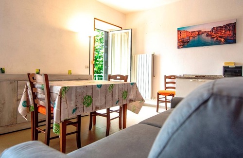 Carrodano Casa | Inmersión en el verde, lejos de la multitud pero a 14 km del mar y las Cinque Terre.
