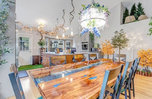 Lakewood Casa | Immersive Spa Retreat - A Fantasy Smart House