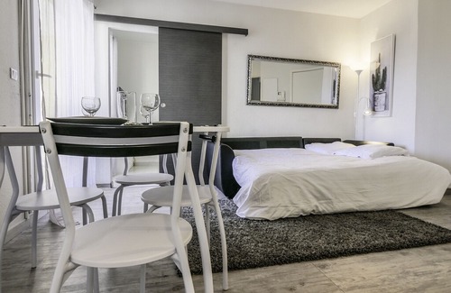 Riou - Petit Juas - Av de Grasse Apartamento | IMMOGROOM-Cosy - Cannes Center- A/C - Terrace- CONGRESS/BEACHES