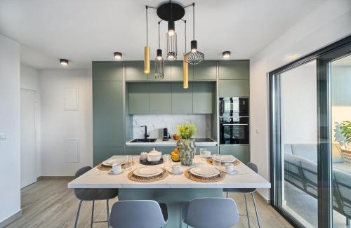 Slatine Apartamento | Imola's Place - Sea-View & Pool