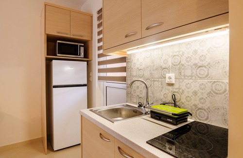 Schinias Apartamento | Impeccable 1-Bed Apartment in Schinias Beach