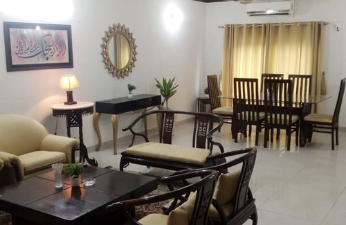 Lahore Apartamento | Impeccable 3-bed Apartment in Lahore