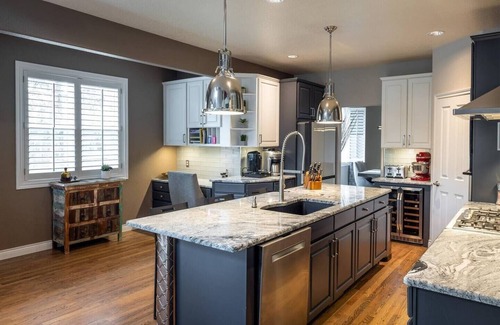 Niwot Casa | Impeccable Boulder Co Home Hot Tub EV Charger