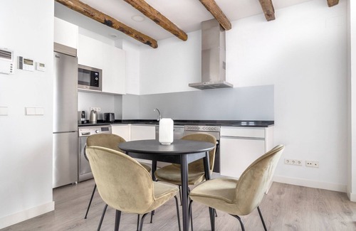 Gaztambide Apartamento | Impeccable Chamberí 2BR with amazing terrace, near the city center, by Blueground