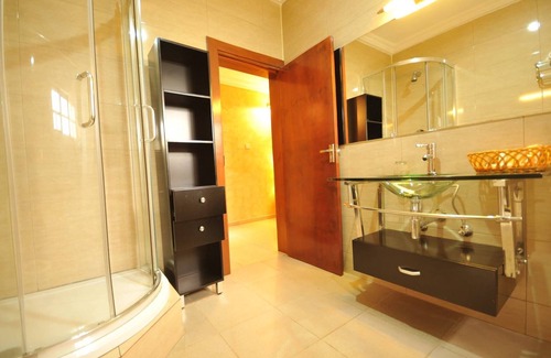 Etete Hotel | Impeccable Hotel by HomeVille Plus Benin
