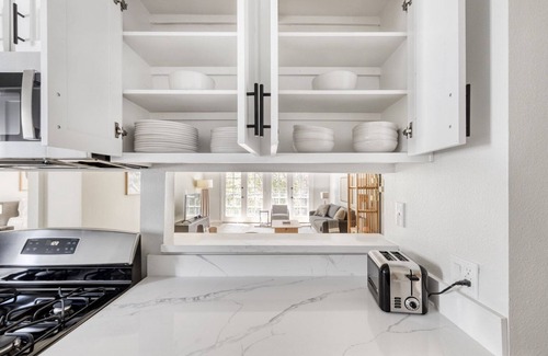 Westwood Apartamento | Impeccable Westwood 2BR nr Westwood Village, by Blueground