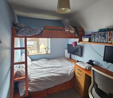 Bibury Casa | Imperfect home in perfect location, Bibury hot tub
