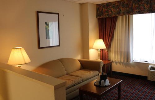 Lakeland Hotel | Imperial Swan Hotel and Suites Lakeland