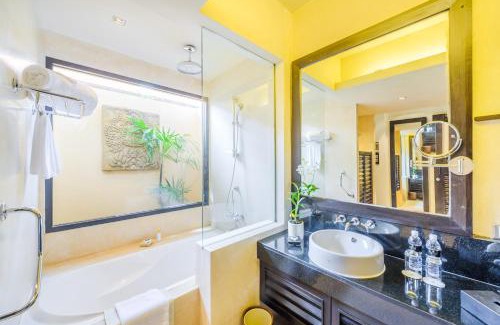 Patong Complejo | Impiana Beachfront Resort Patong, Phuket