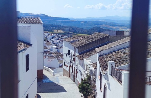 Olvera Casa | Impresionantes vistas de 360 °, terraza y solárium.
