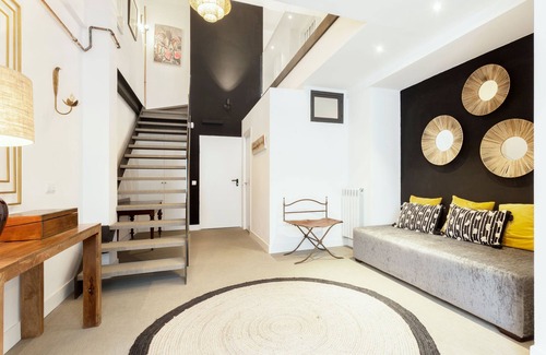 Salamanca Apartamento | Impressive 3 bedroom duplex with parking. Francisco Silvela