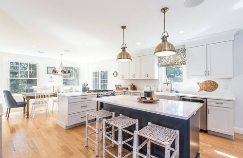 Osterville Casa | Impressive Osterville Residence - Ideal Location