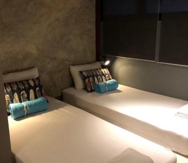 Pratunam Hostal | In a Box Hostel