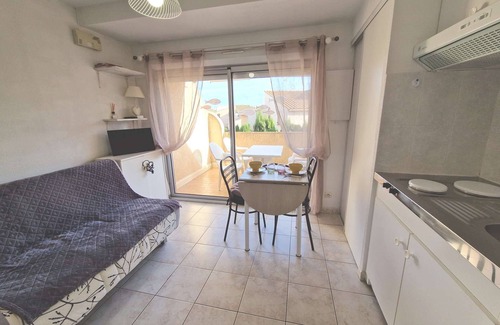 Marseillan Plage Apartamento | En el centro de Marseillan plage, agradable apartamento de 4 camas.
