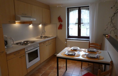 Sankt-Vith Apartamento | Gran jardín, en la montaña, en el campo, lugar idílico, en casa. bienvenida