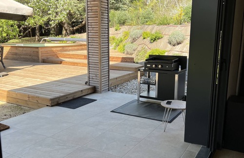 Montauban Casa | In a green setting, my wooden house with its private swimming pool