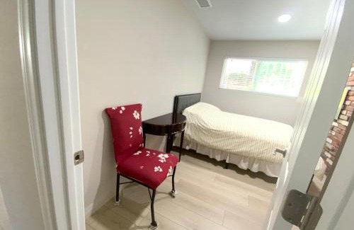 Rowland Heights Casa | In a quiet neighborhood near the Main Street-Room C