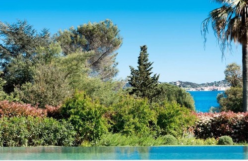 Guerrevieille Casa | In a residential area, near the beach, beautiful contemporary villa with 4 bedrooms, sea view