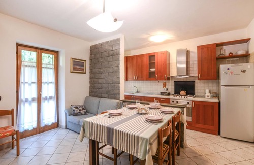 San Terenzo Monti Apartamento | Alojamiento de 2 habitaciones en San Terenzo Monti